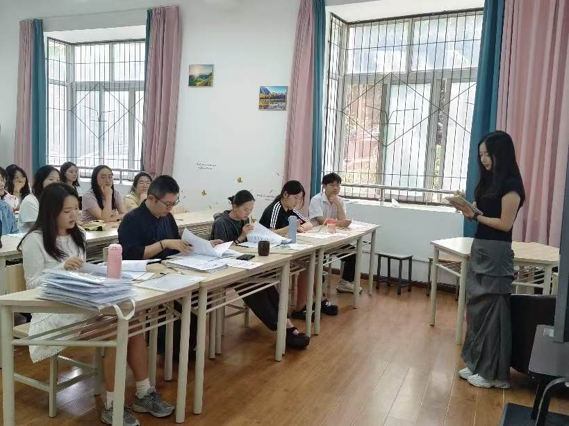 直击现场——心理与教育学院2025届毕业生毕业论文答辩答辩圆满落幕